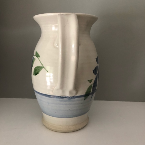 Pitcher - Picture 4 of 6